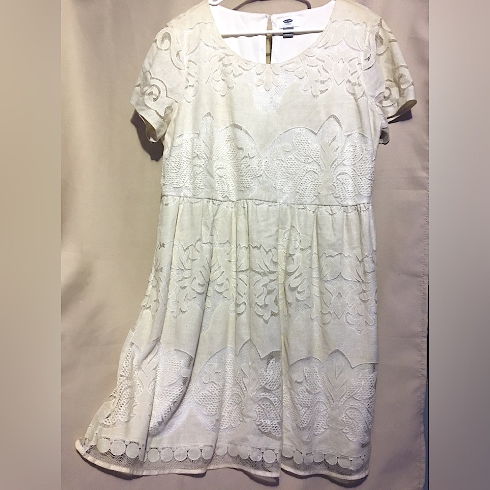 LACE OVERLAY DRESS - Picture 1 of 6